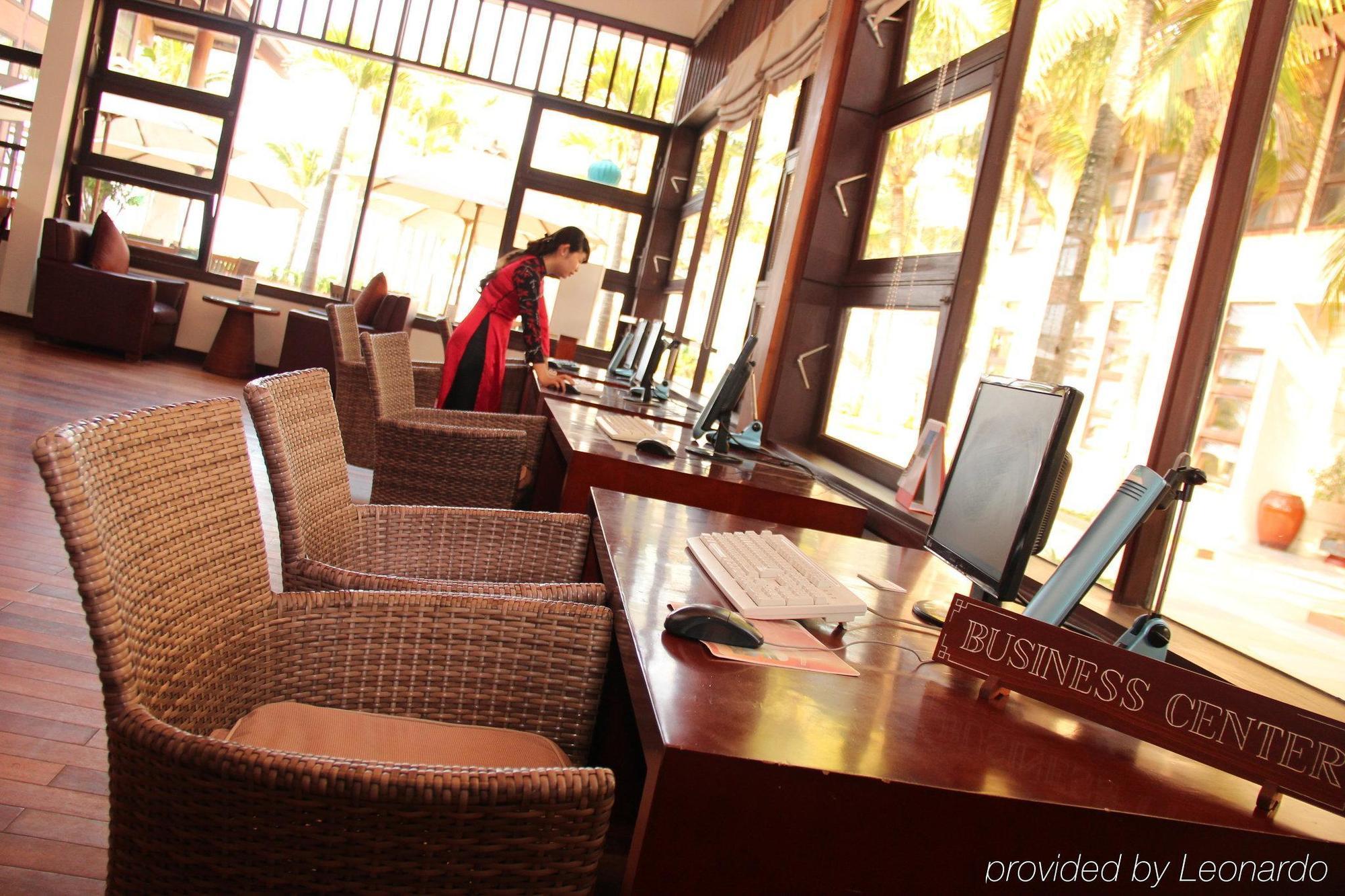 Golden Sand Resort And Spa Hội An Buitenkant foto