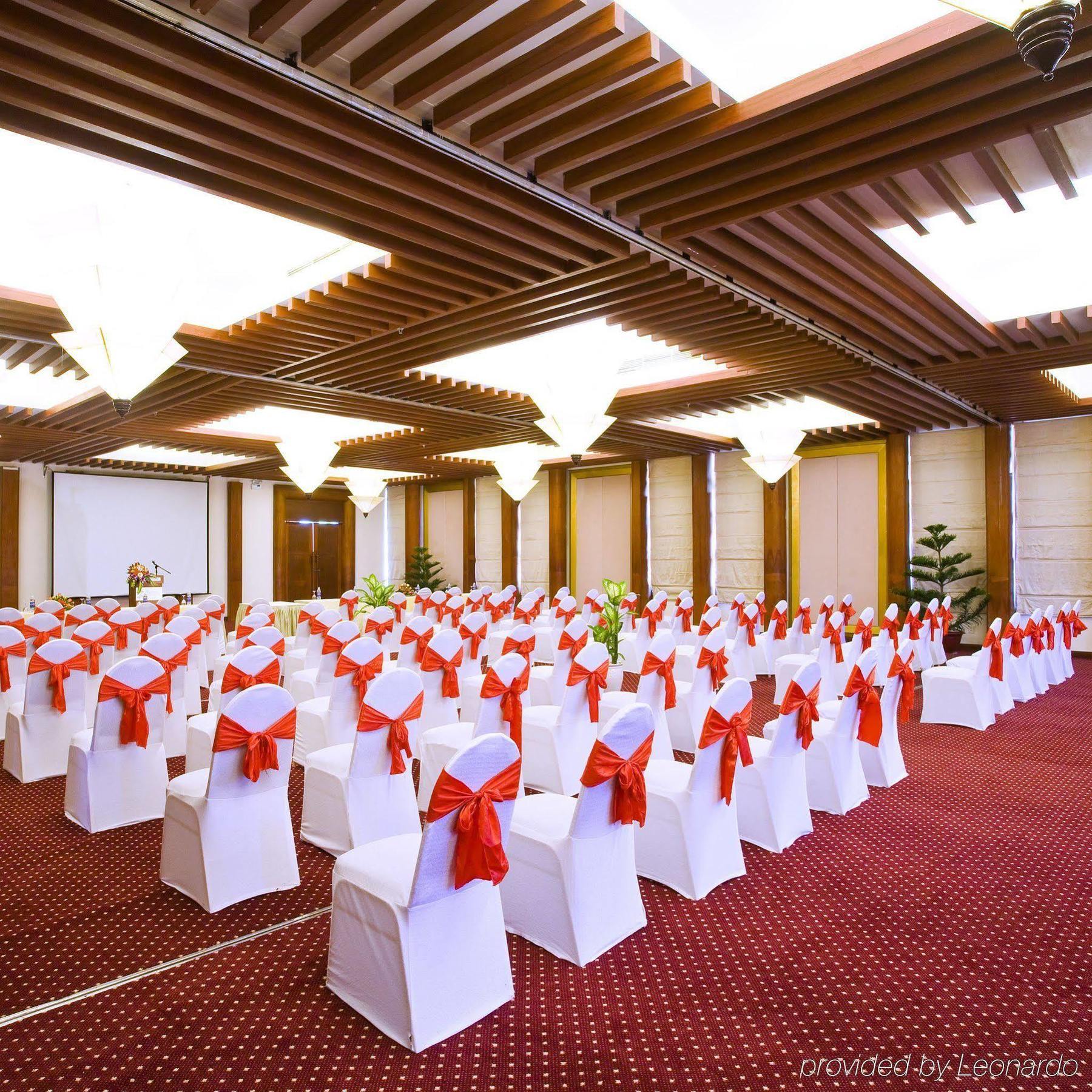 Golden Sand Resort And Spa Hội An Buitenkant foto